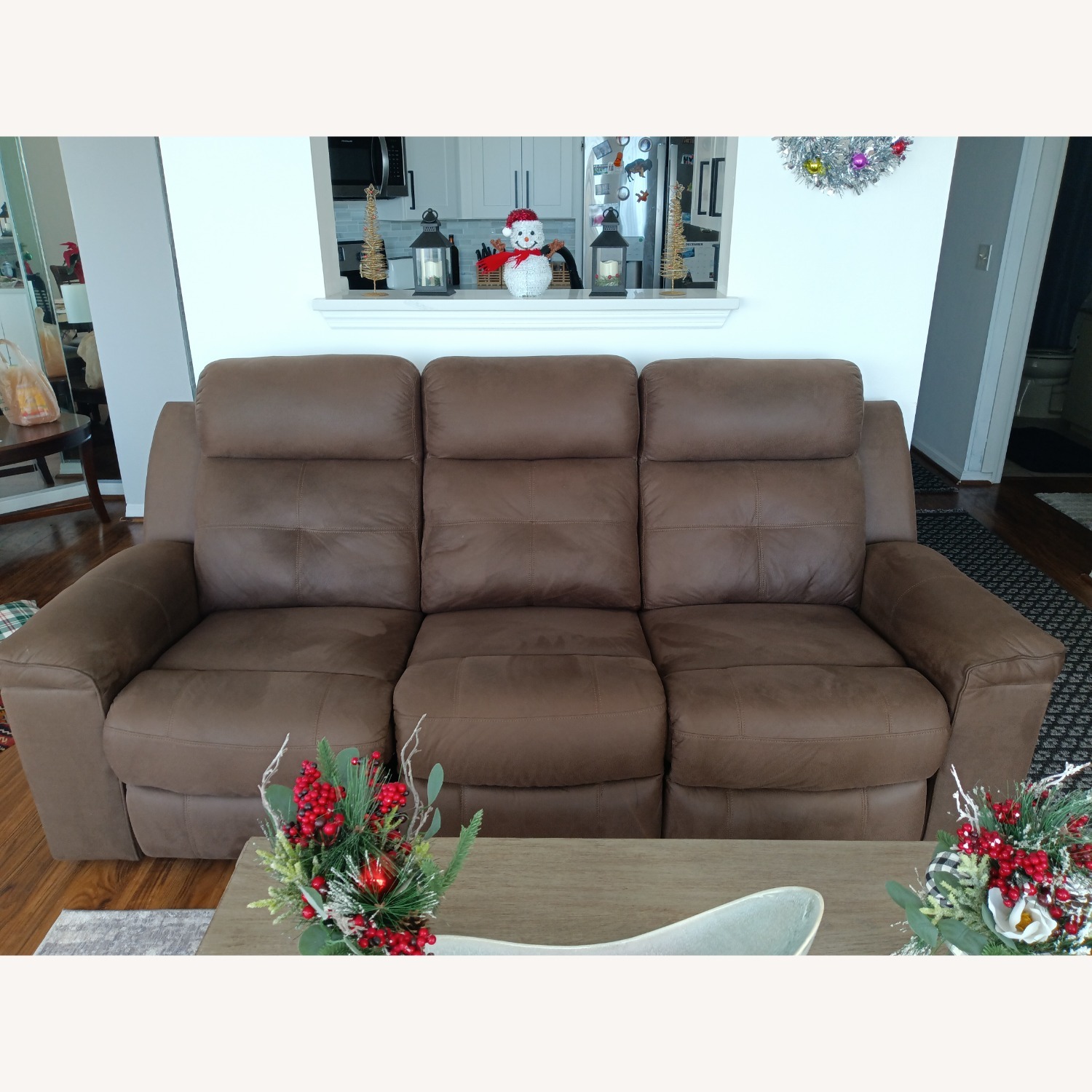 Ashley Furniture Jesolo Dark Brown 3+ Seater Sofa - image-5