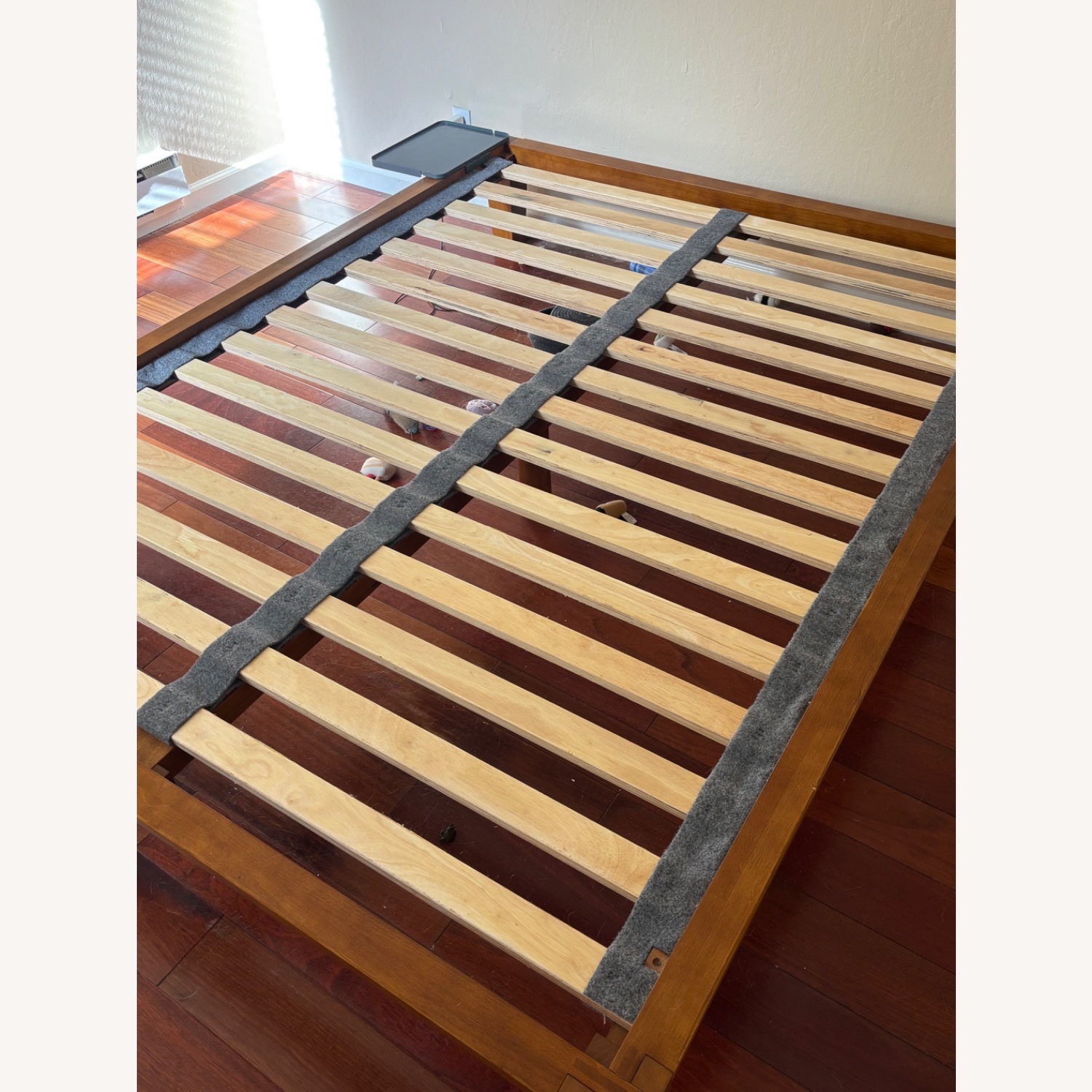 Thuma Dark Brown Queen Bed - image-3