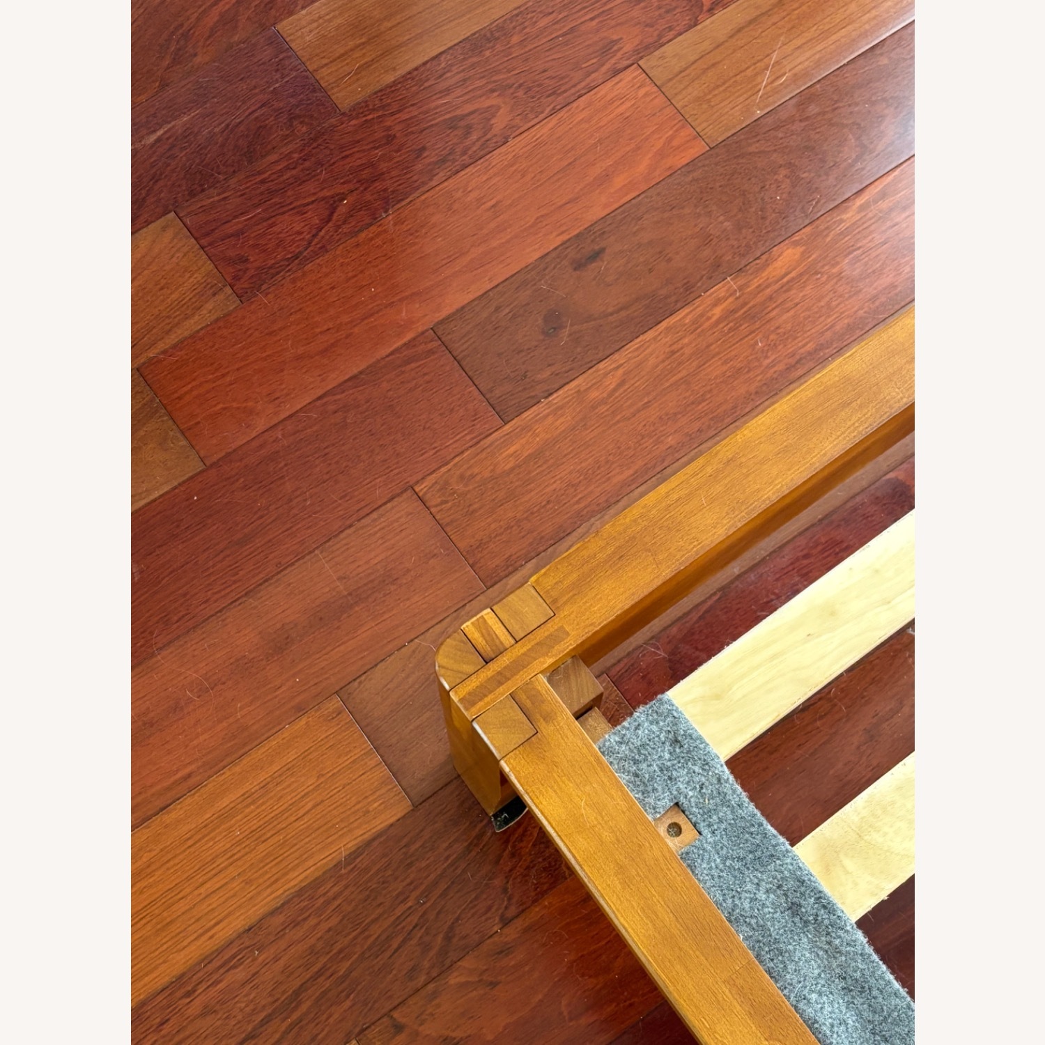 Thuma Dark Brown Queen Bed - image-5