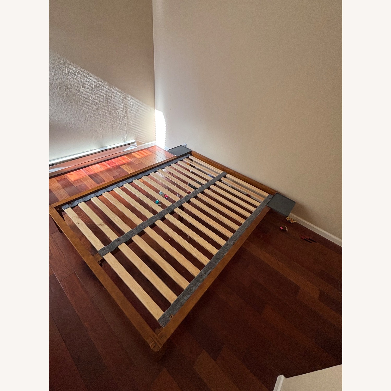 Thuma Dark Brown Queen Bed - image-8