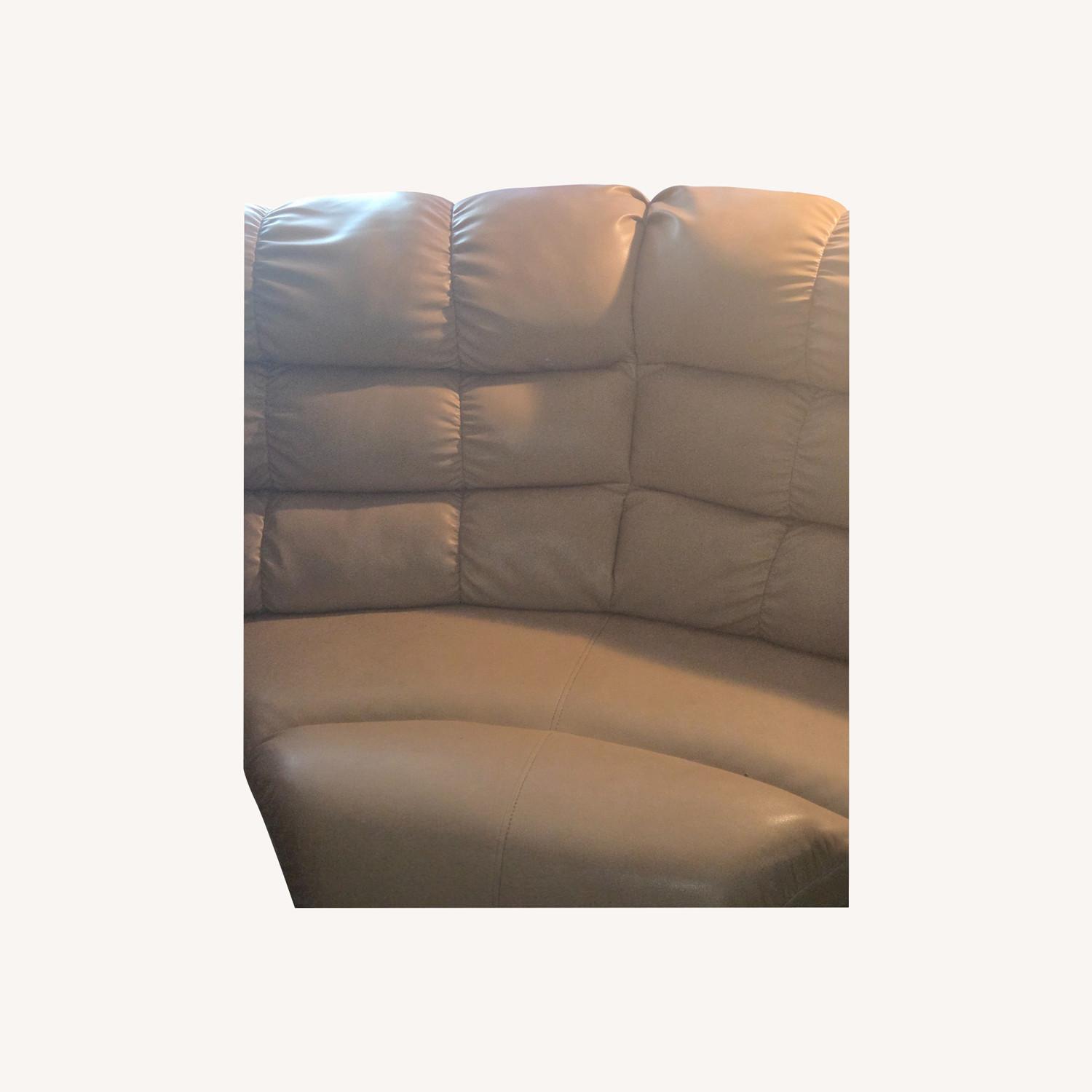 Loveseat - image-0