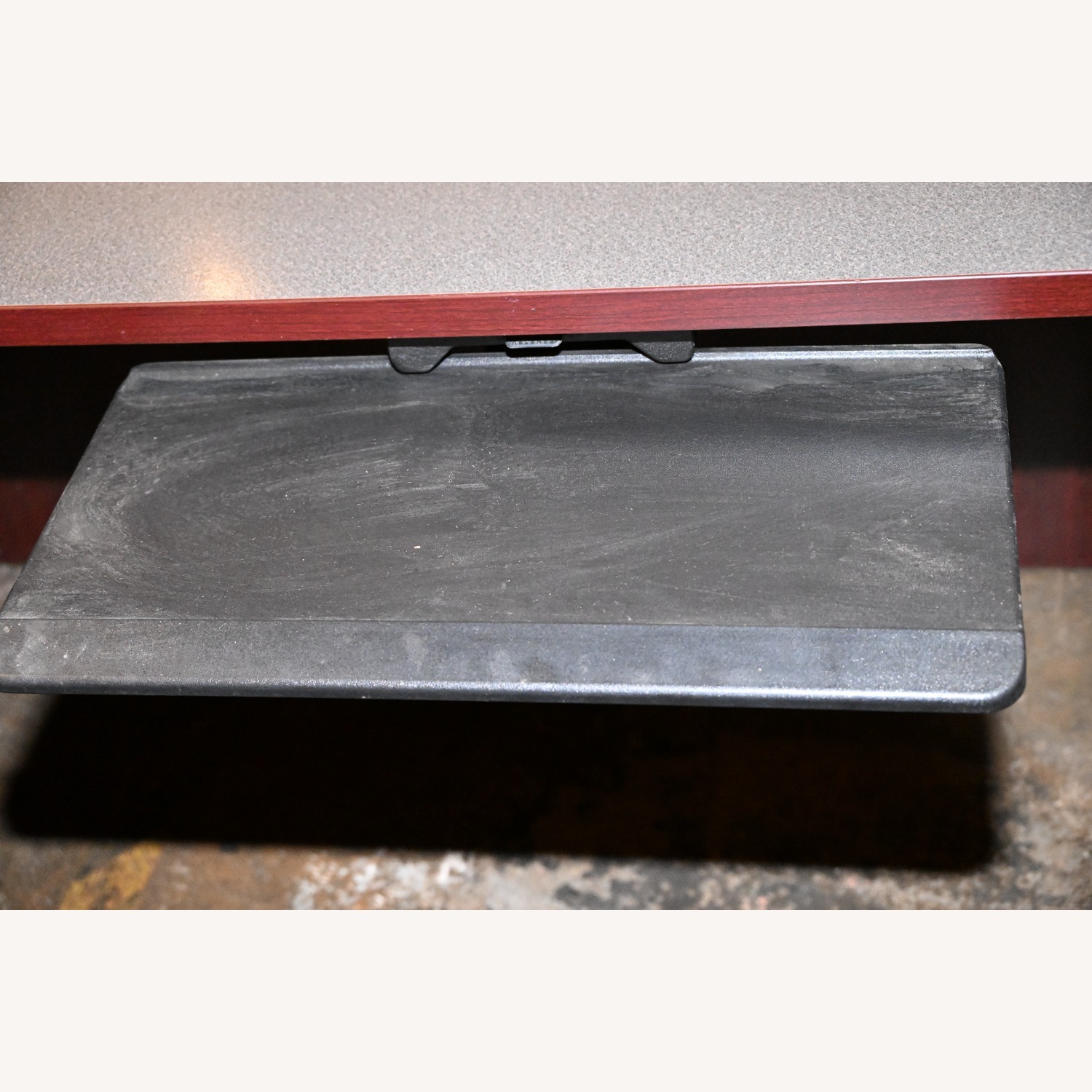 HON Office Furniture Desk - image-5