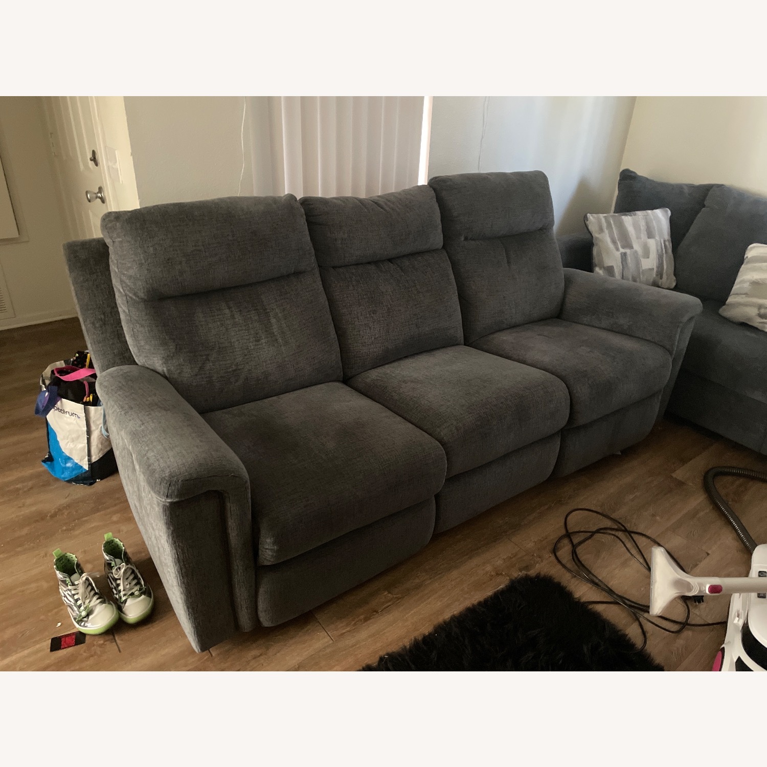 Signature Design Light Gray 2 Piece Sectional - image-2