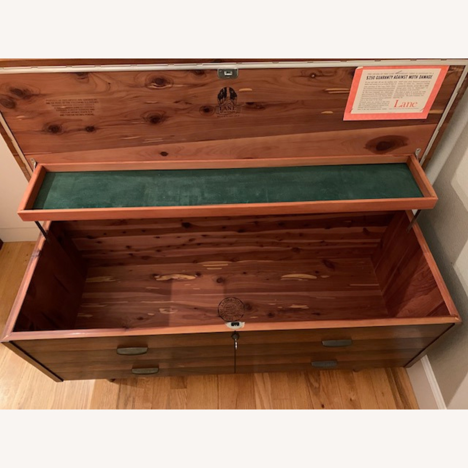 Lane Furniture Sweetheart Chest Vintage - image-2