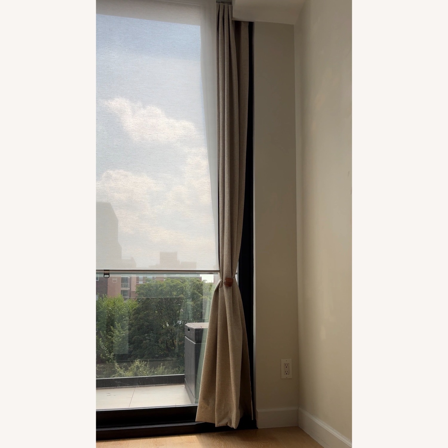 IKEA Skogsklover White Curtains - image-2