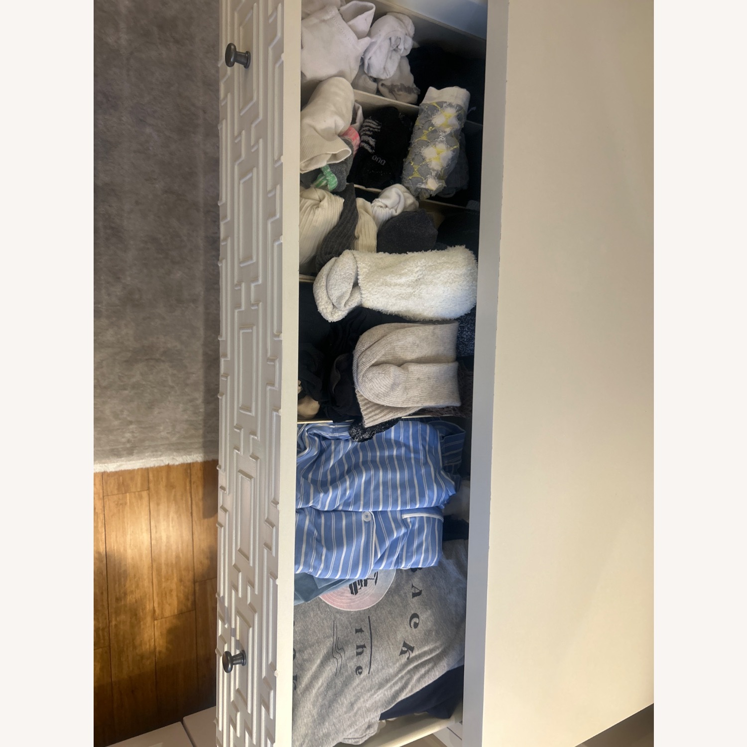 Hooker Furniture Corporation White Wood Dresser - image-6