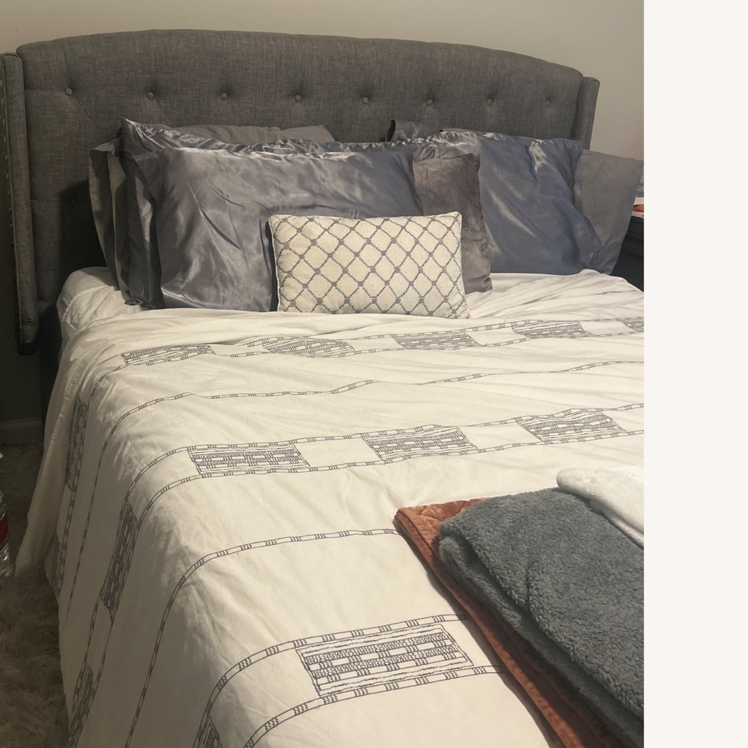 Tuft and Needle Bed Dark Grey - image-4