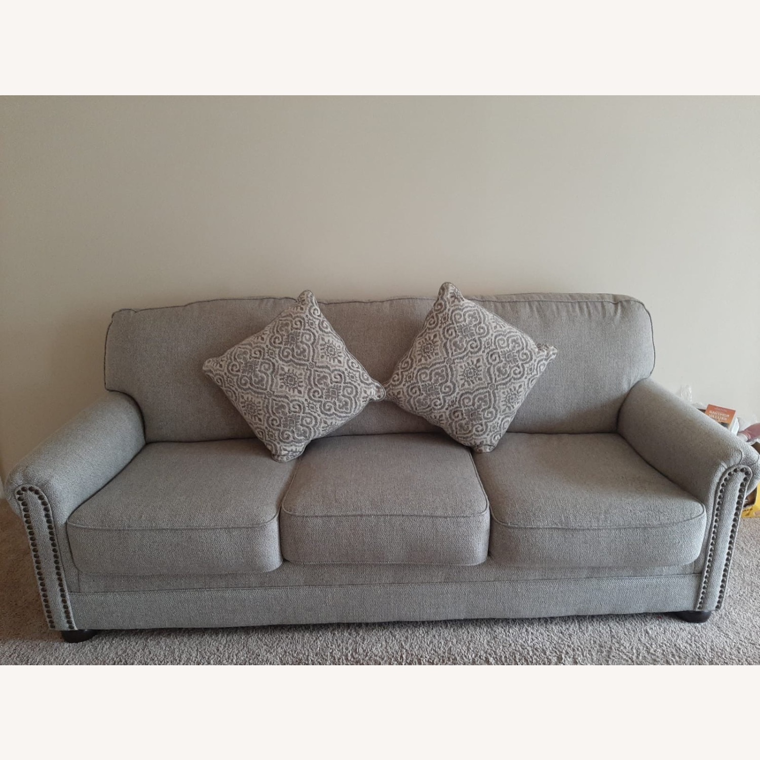 Raymour & Flanigan Light Gray 3+ Seater Sofa - image-0