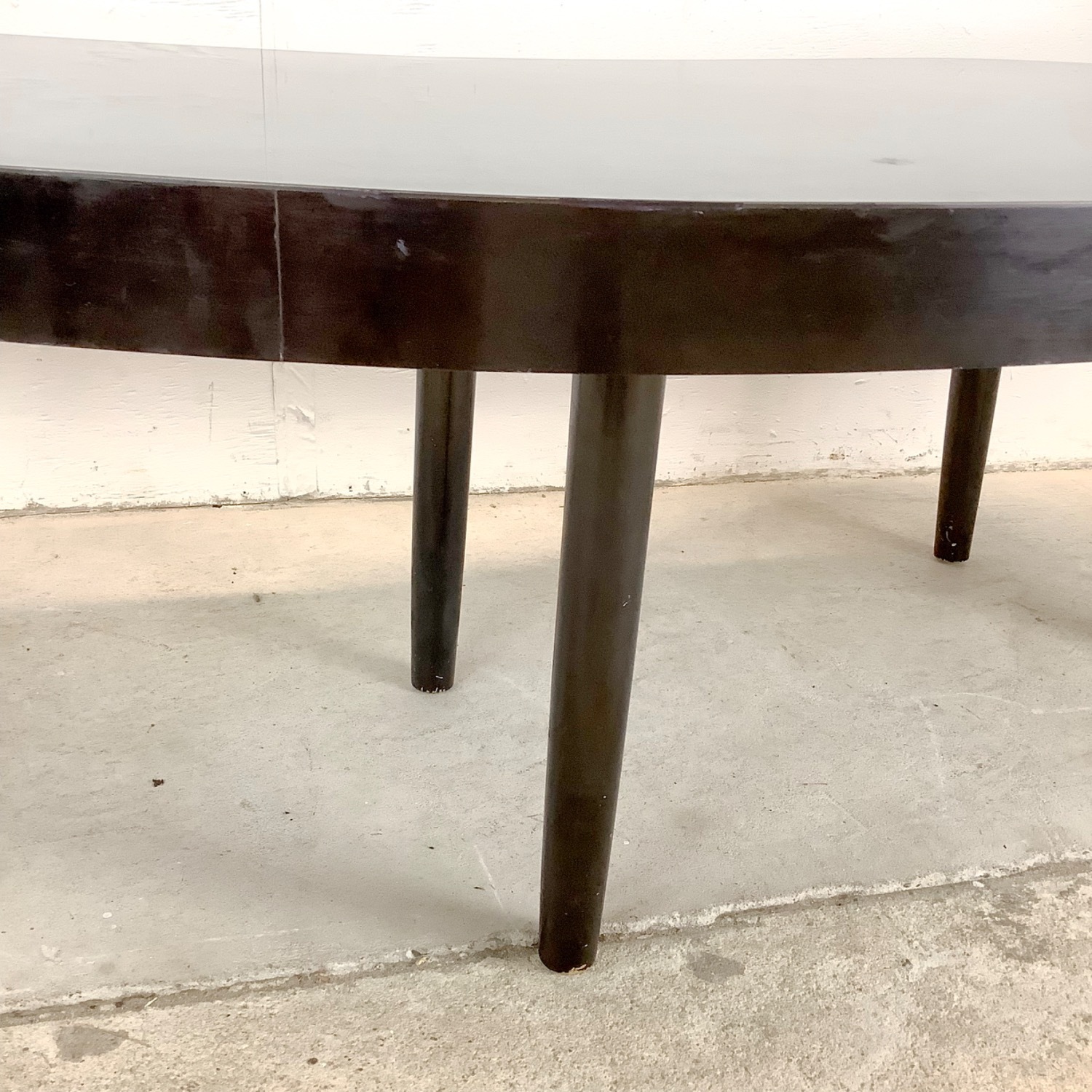 Atomic Modern Coffee Table with Kidney-Shape - image-21