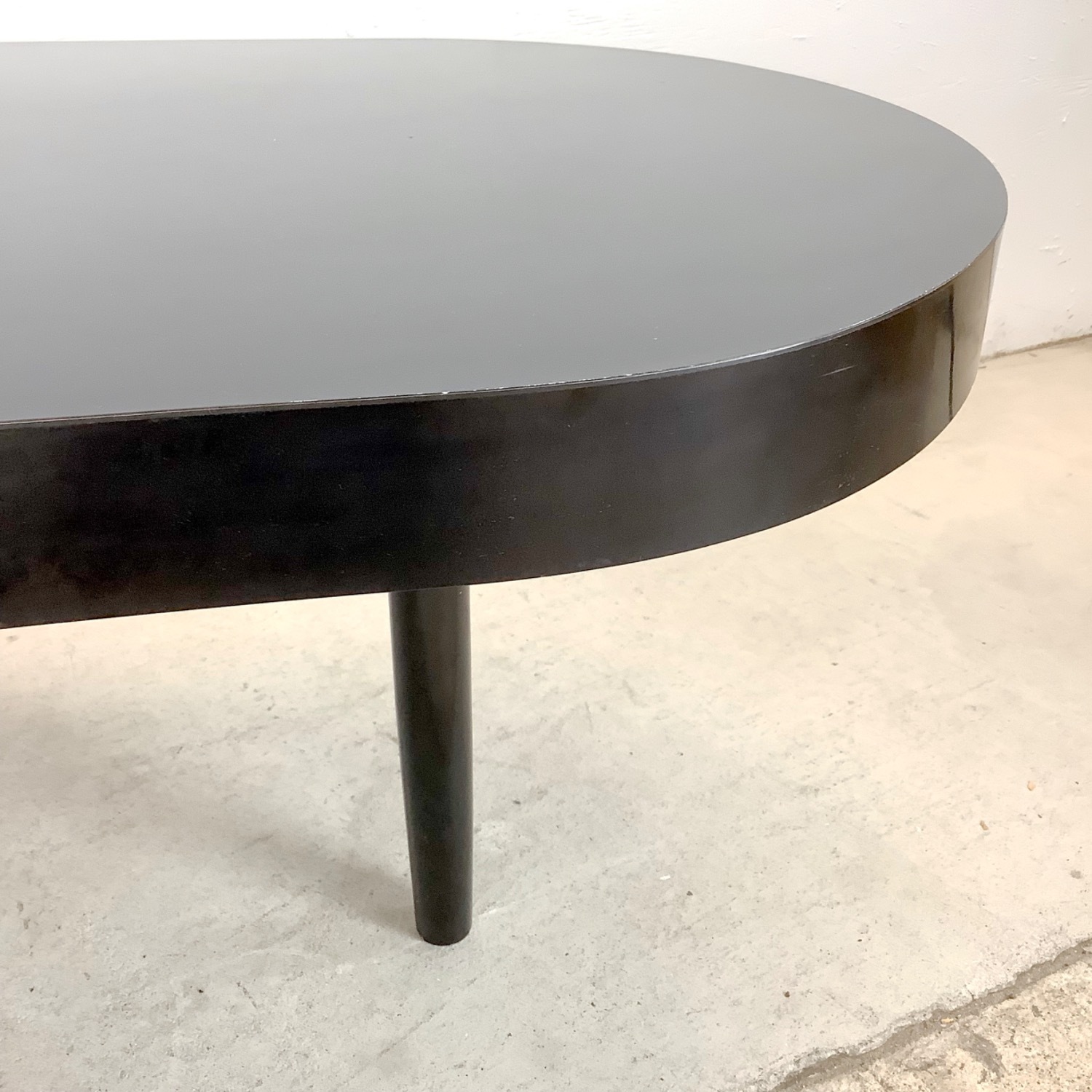 Atomic Modern Coffee Table with Kidney-Shape - image-16
