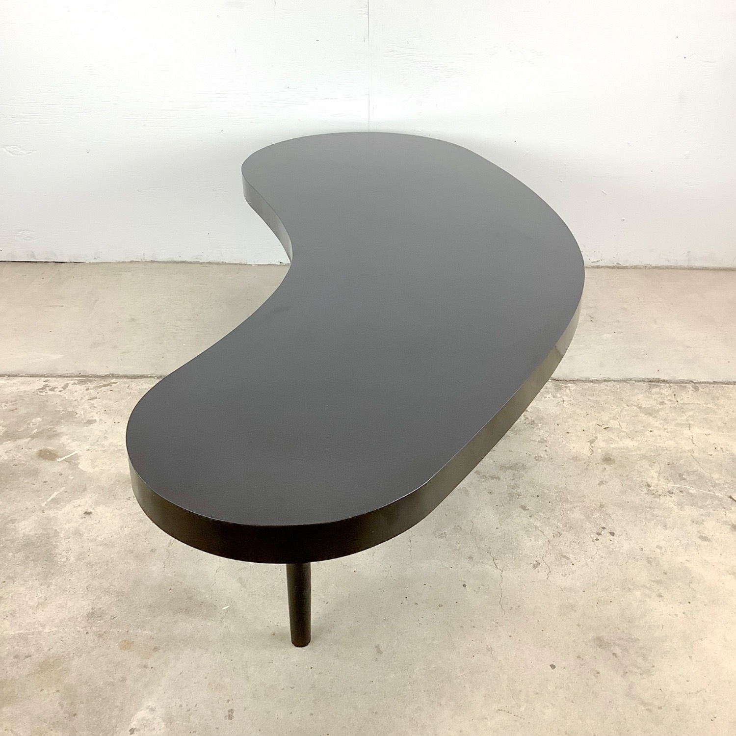 Atomic Modern Coffee Table with Kidney-Shape - image-2