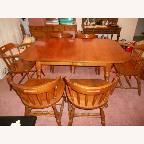 Used Solid Maple Dining Set for sale on AptDeco