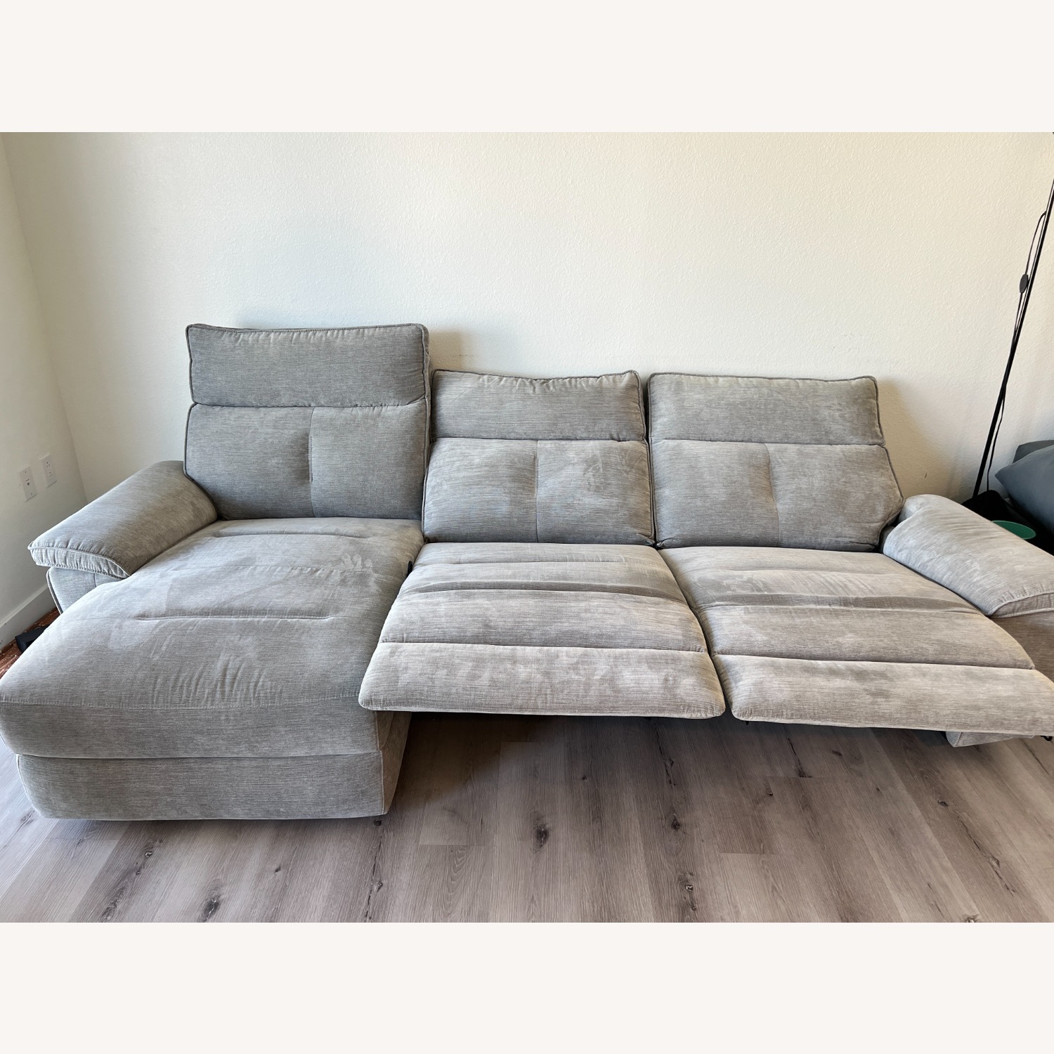 Living Spaces Pippa Light Gray 3+ Piece Sectional - image-2