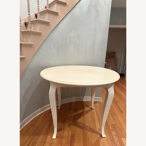 Used White Dining Table for sale on AptDeco