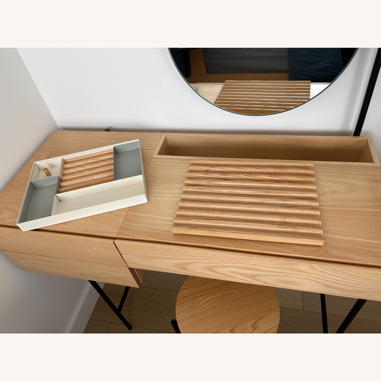 Dims. Composed Vanity Stool & Trays Set - image-11