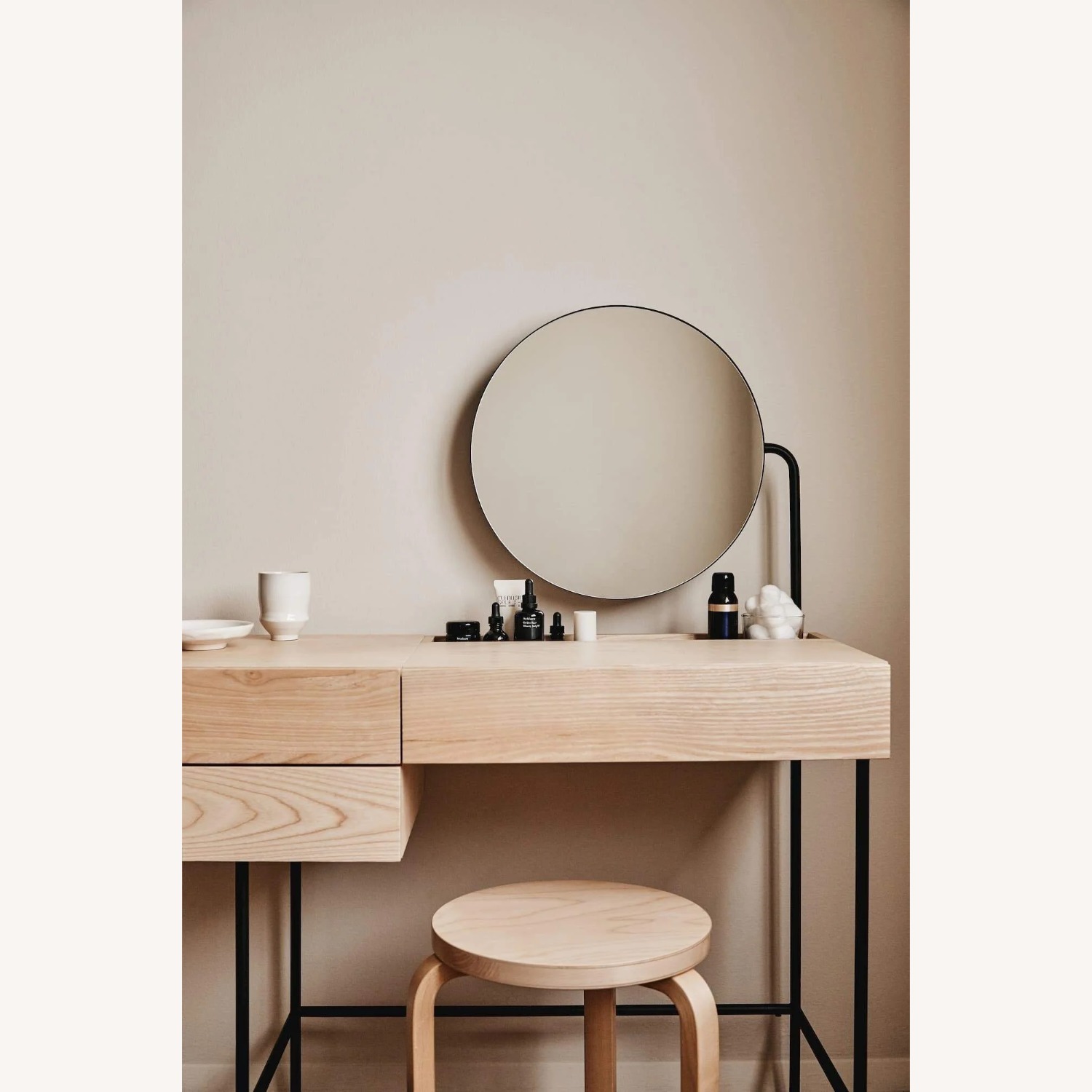Dims. Composed Vanity Stool & Trays Set - image-5