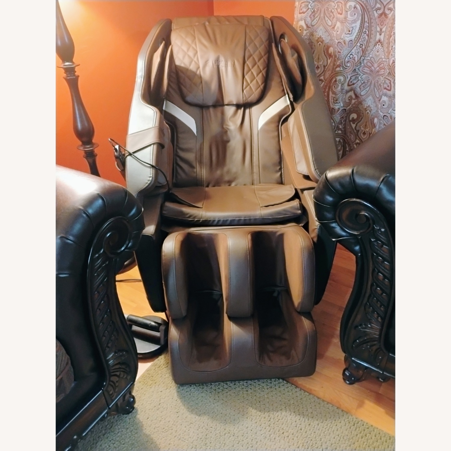 Massage Chair - image-1