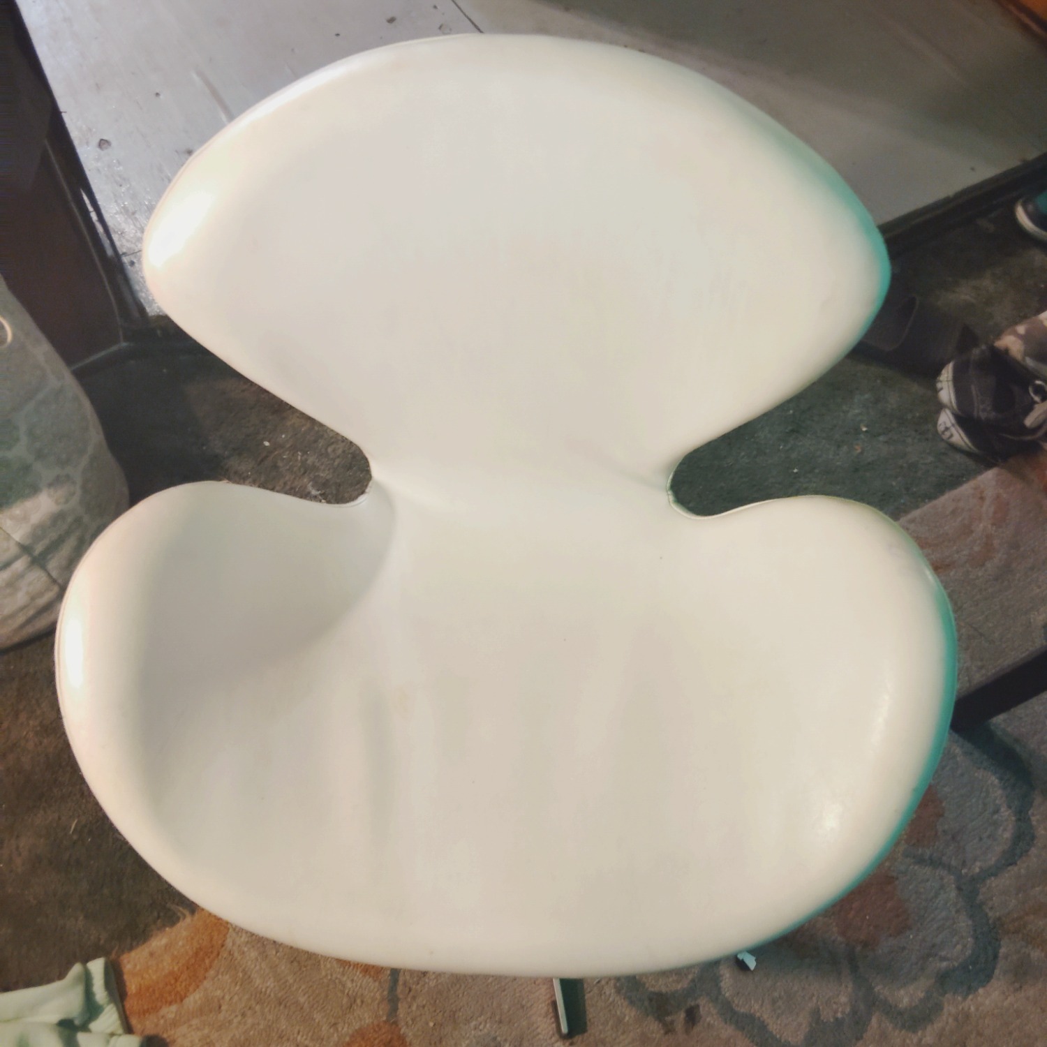 Vintage/Antique White Leather Office Chair - image-0