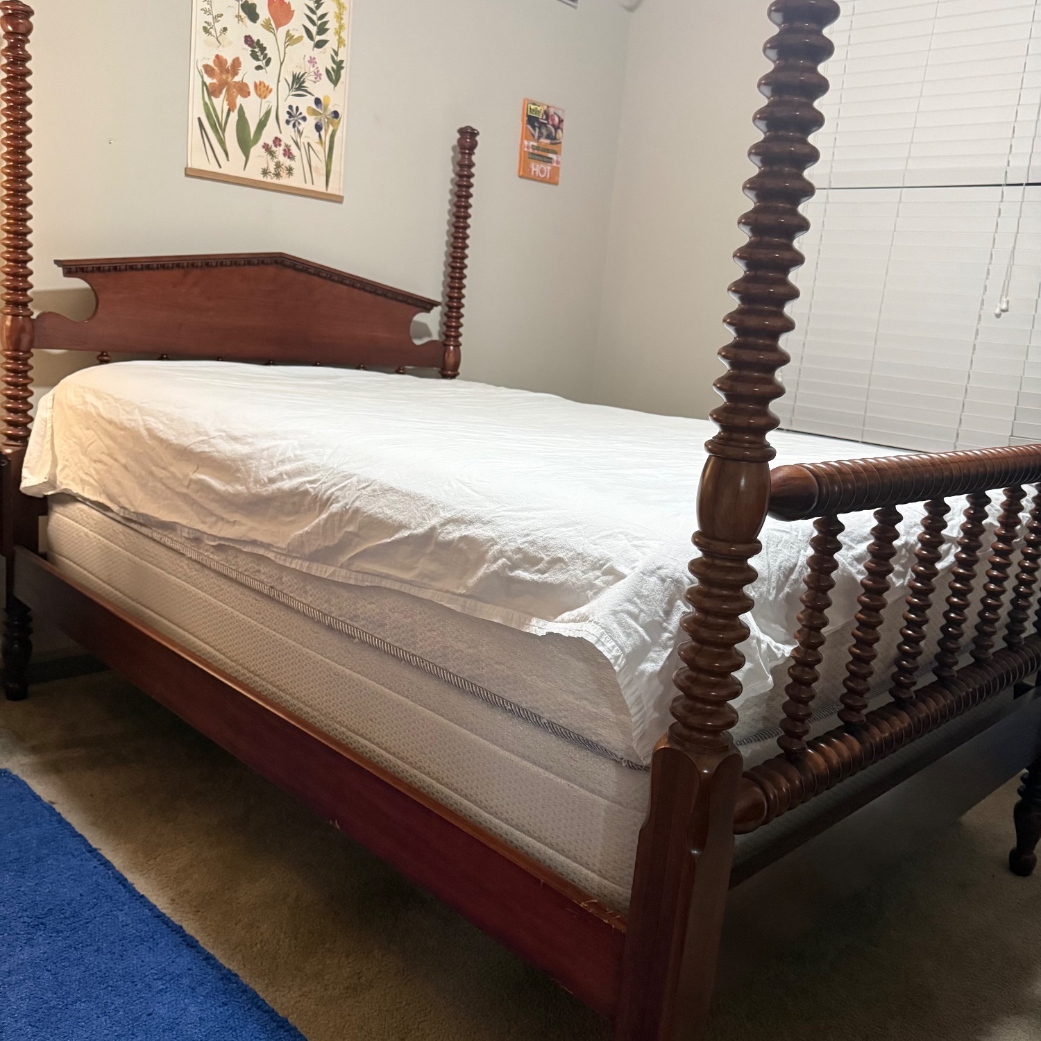 Davis Cabinet Co. Dark Brown Wood Full Bed - image-2