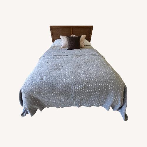 Used Avocado Queen Base Vibrating/Adjustable for sale on AptDeco