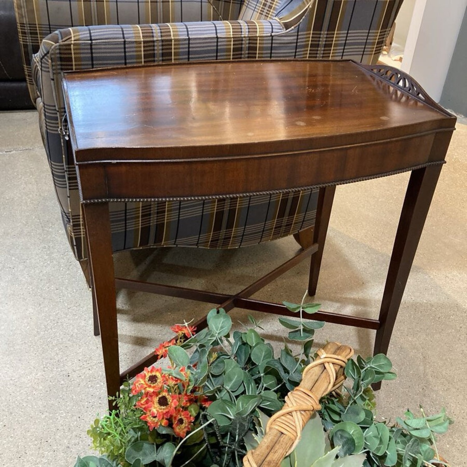 Weiman Heirloom Single Drawer Side Table - image-1