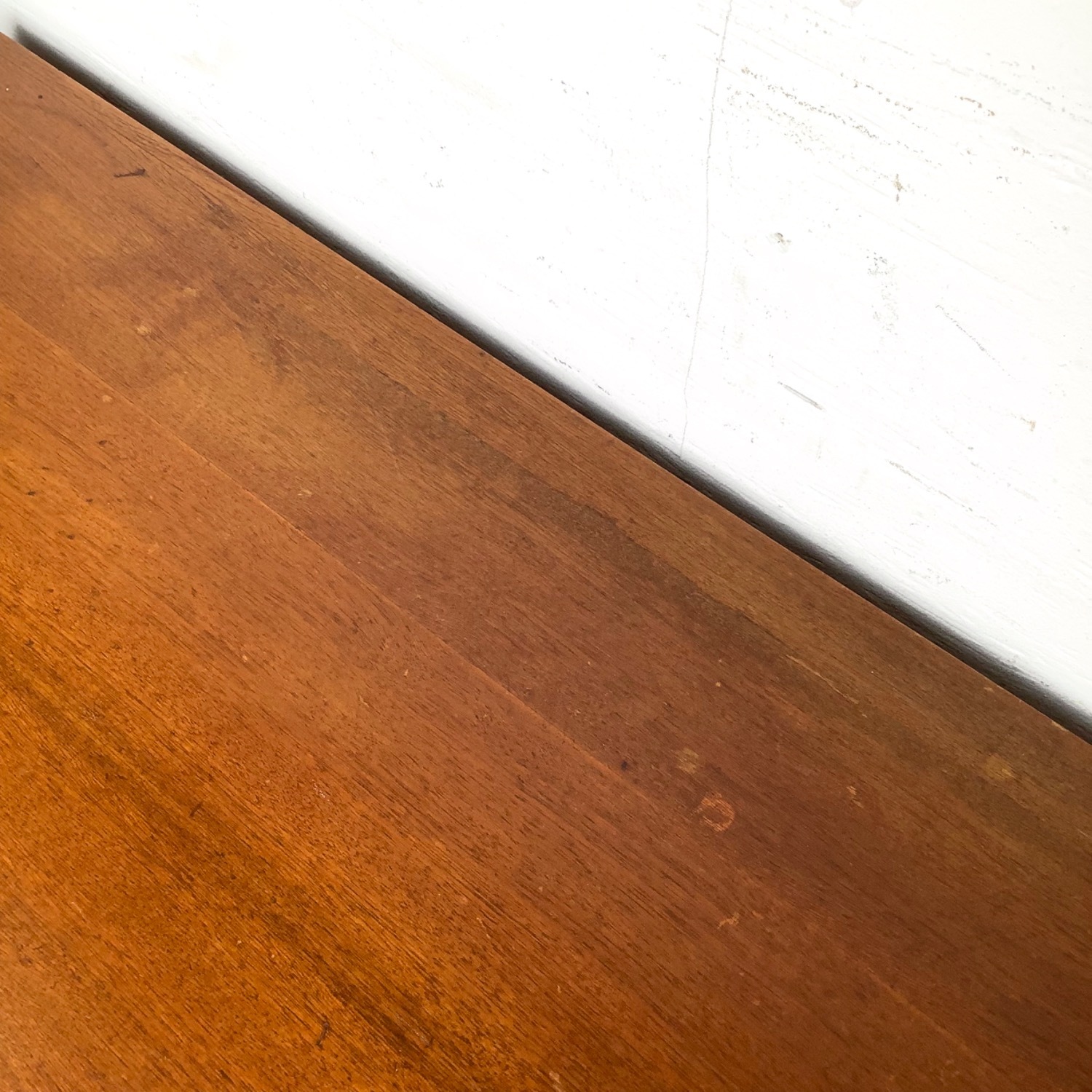 Long Mid-Century Modern Nine Drawer Dresser - image-18