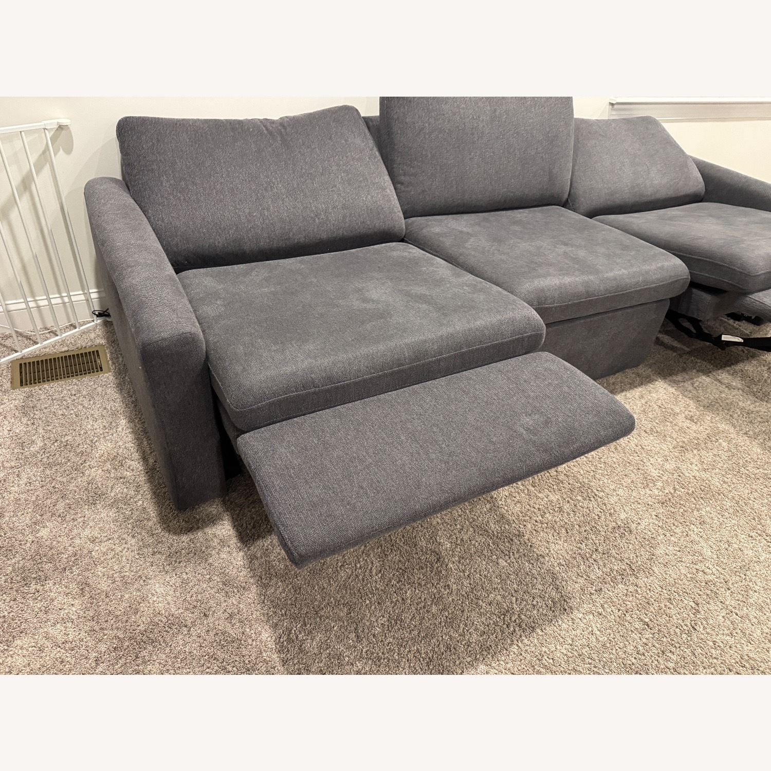 3pc Reclining Sofa - image-7