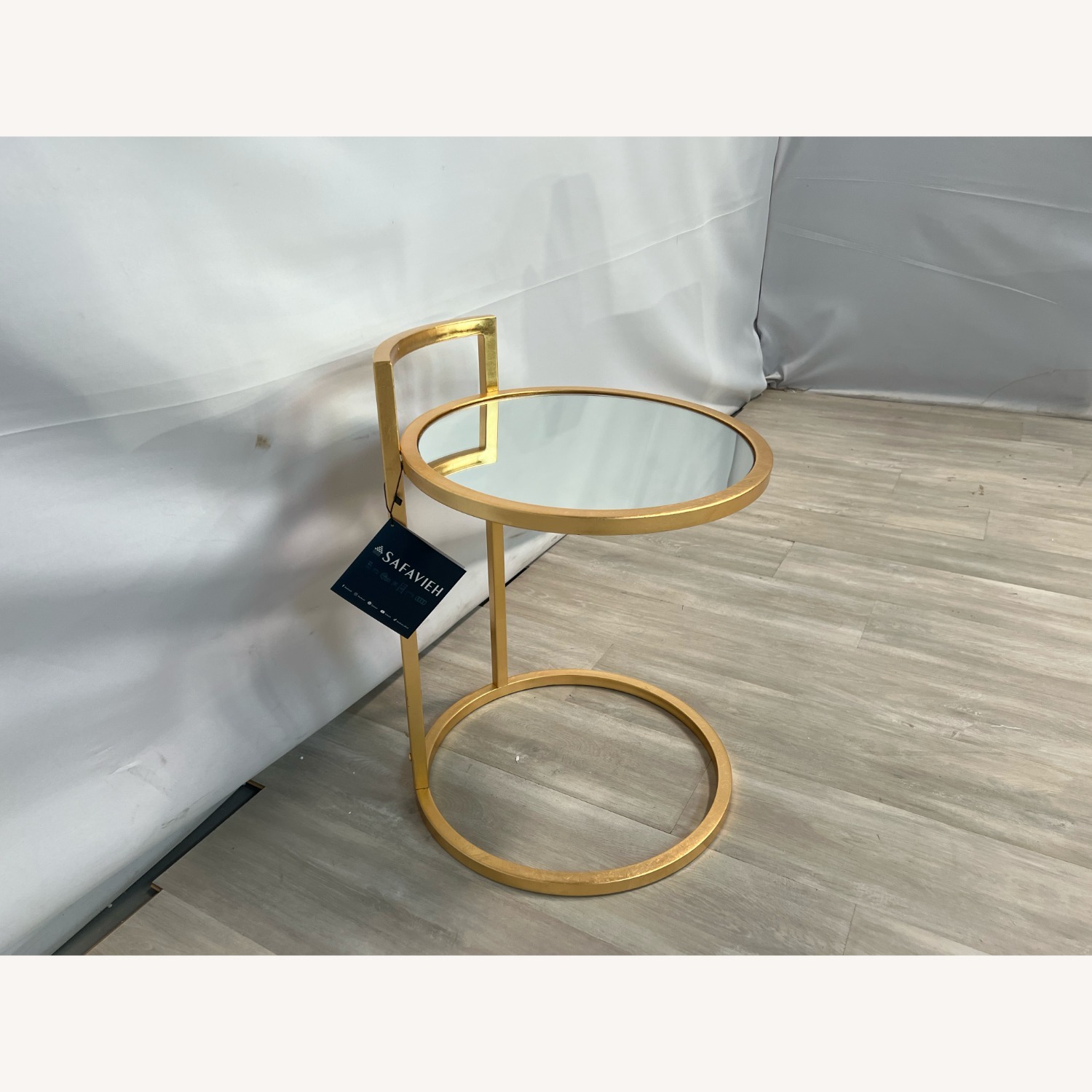 Safavieh Calvin Round Gold Leaf End Table - image-3