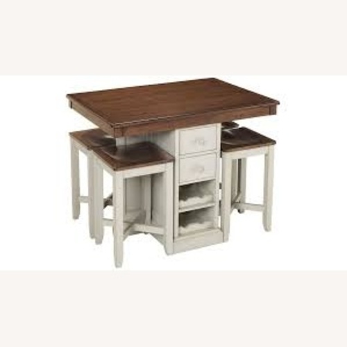 Used Raymour & Flanigan Shea Dining Set for sale on AptDeco