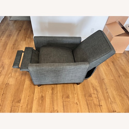 Used Reclining Chair for sale on AptDeco