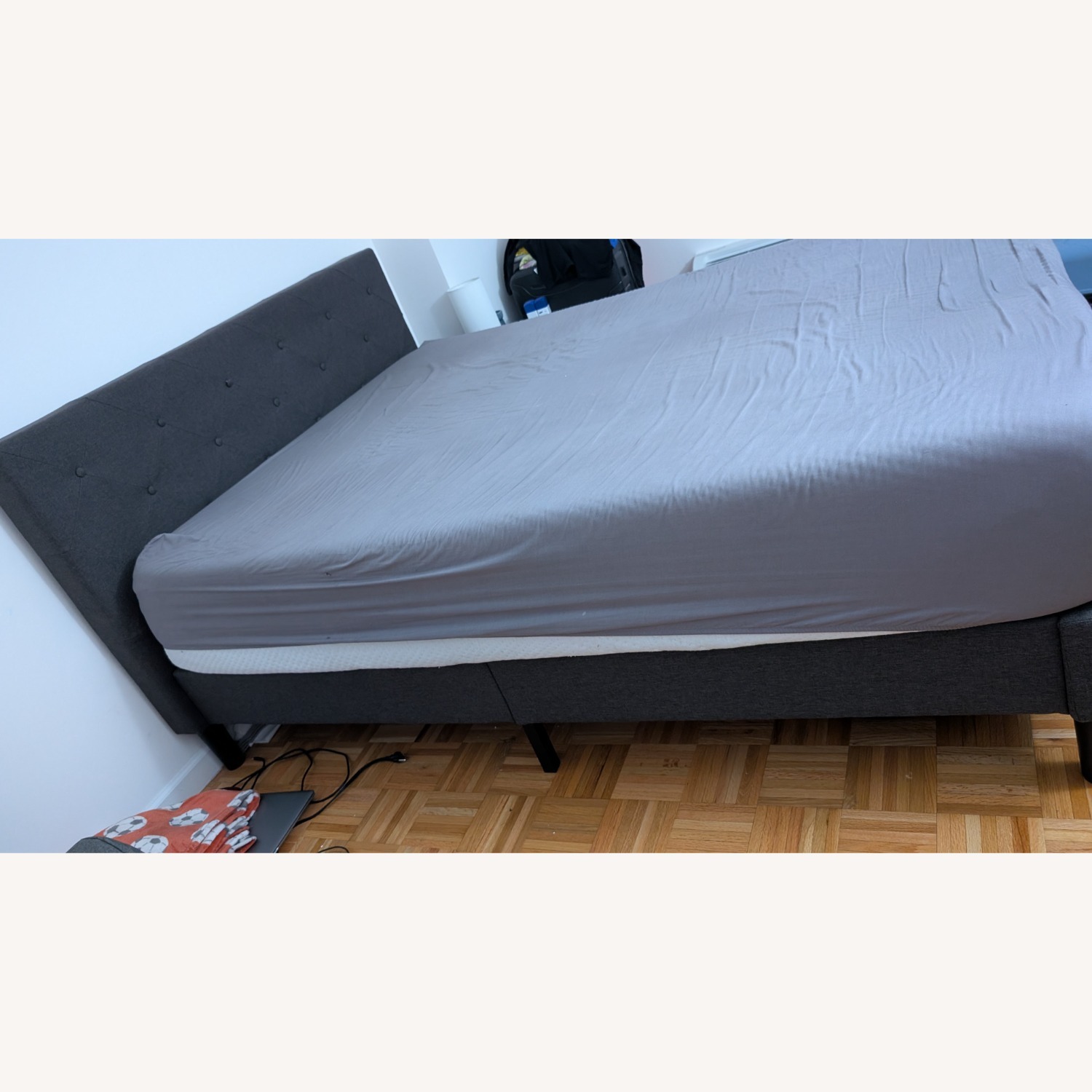 Zinus Shalini Upholstered Platform Bed  - image-3