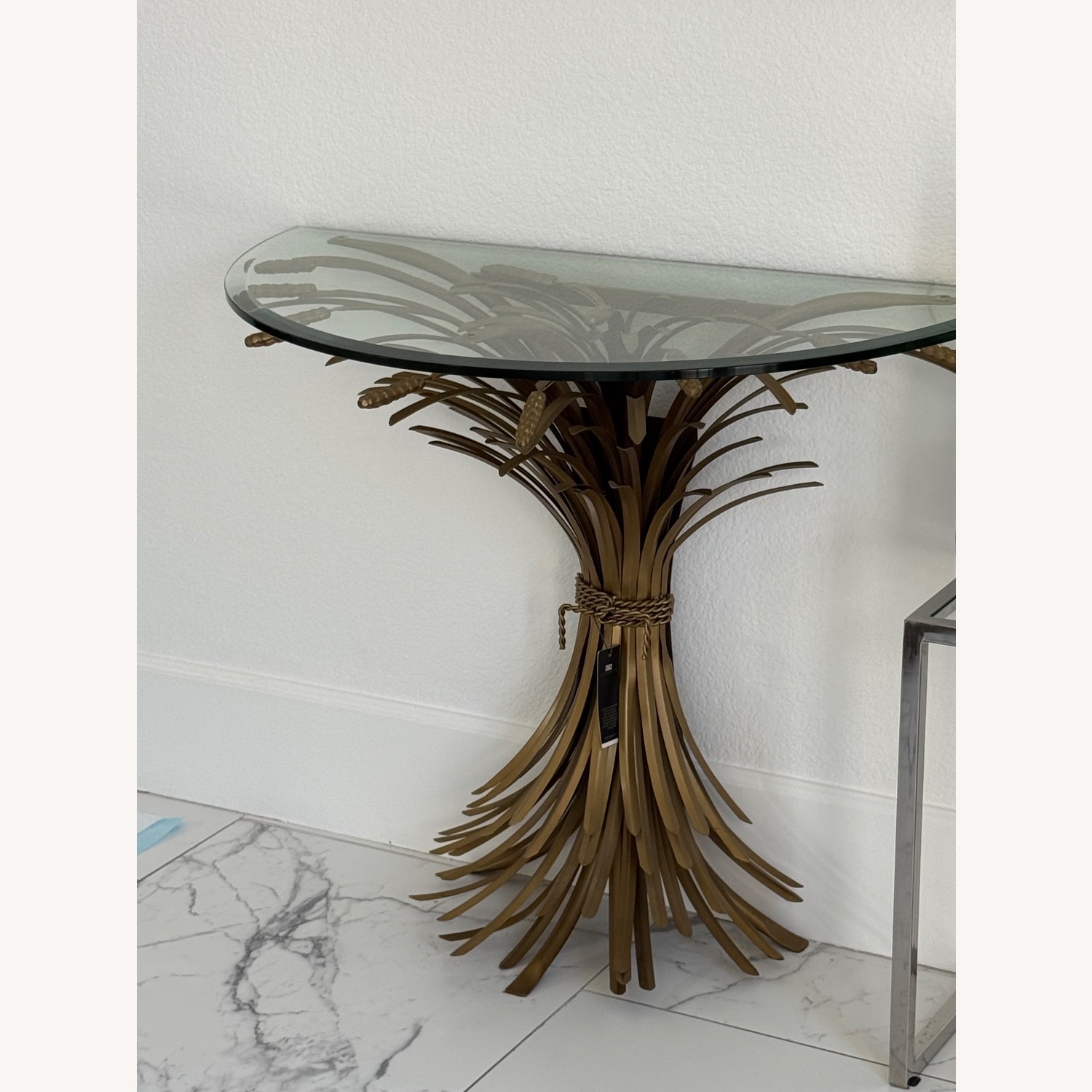 Round Dining Table - image-3