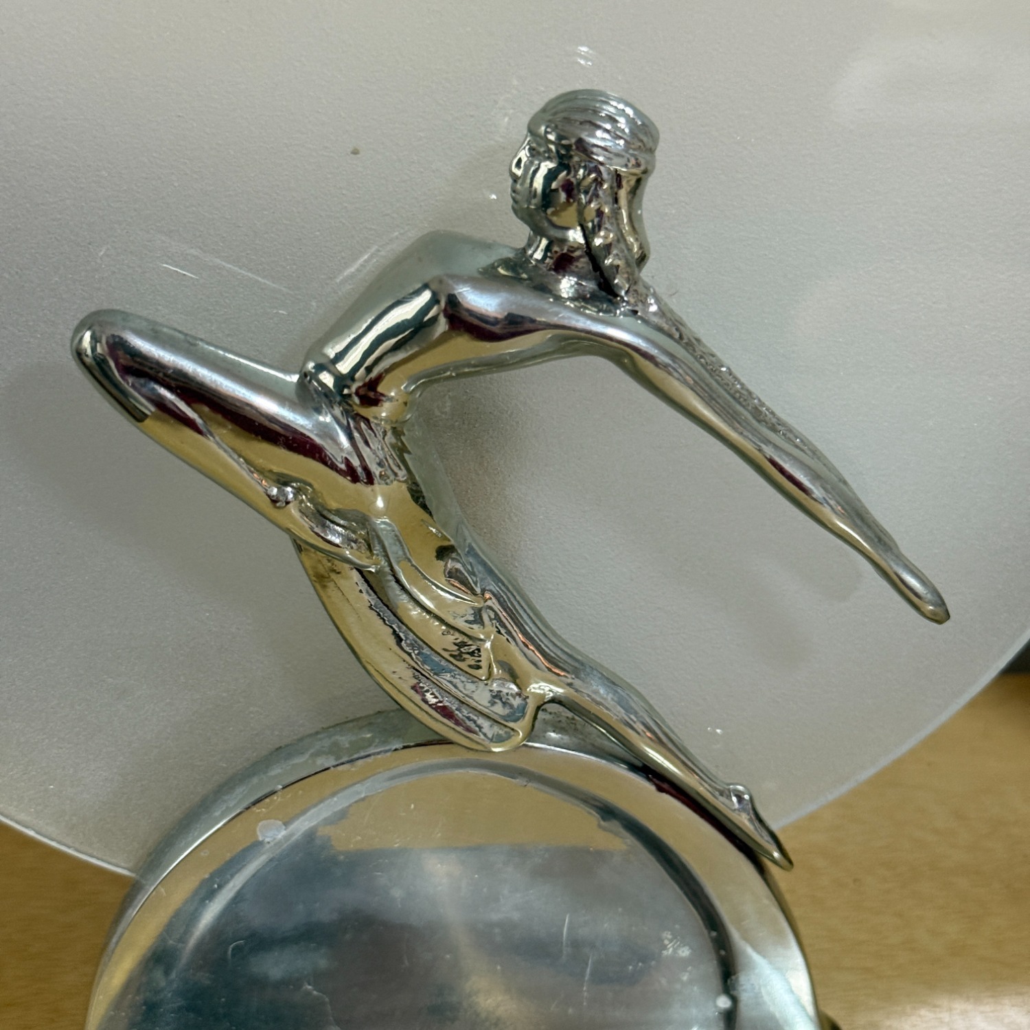 Art Deco “Dancing Lady” Moon Lamp - image-10