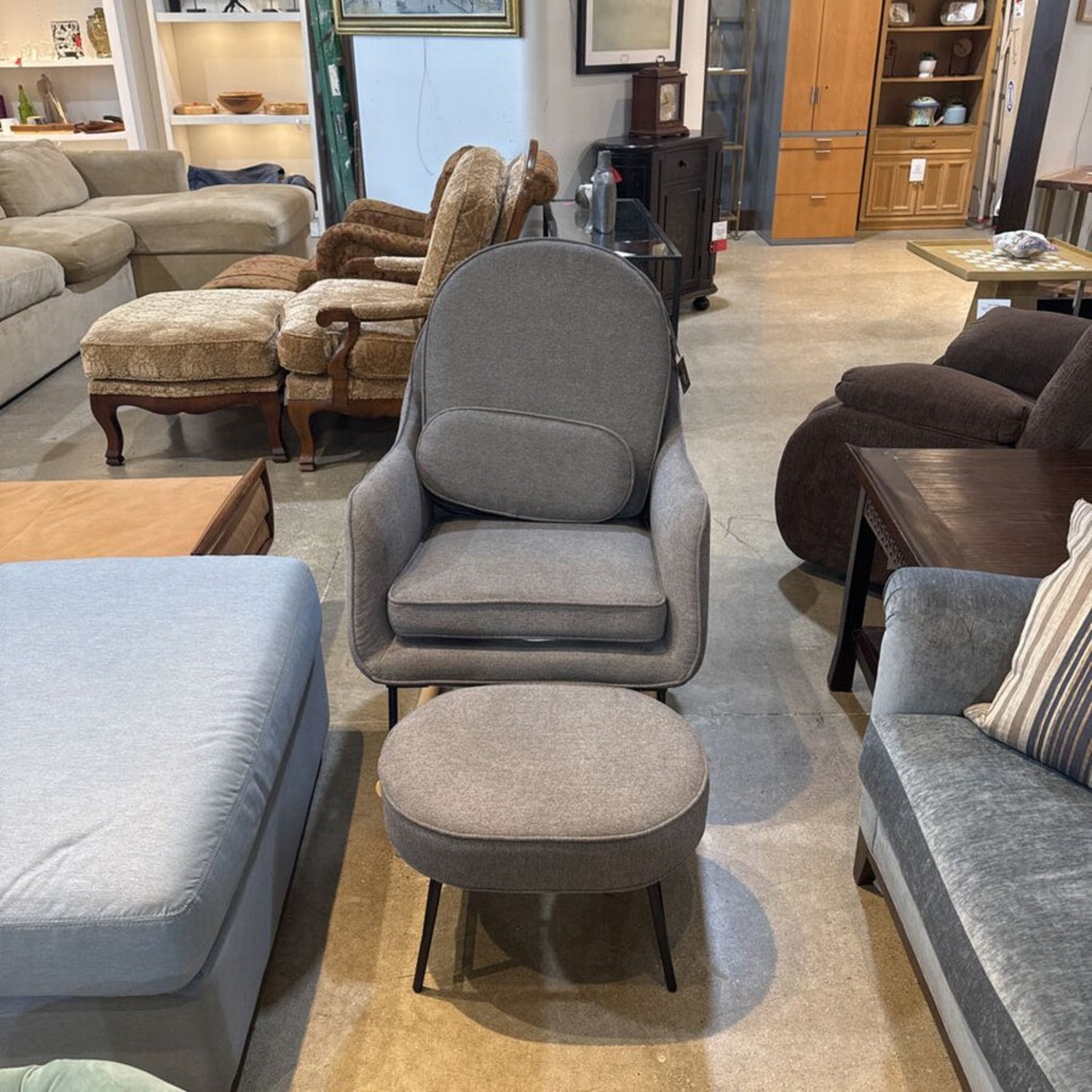 Delta Children Forever Elle Rocker & Ottoman - image-1