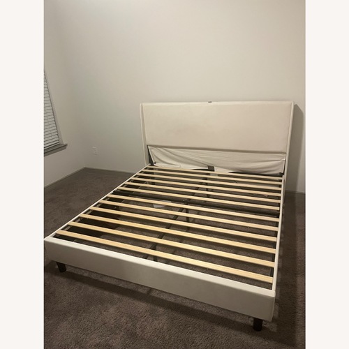 Used GTRACING King Size Bed Frame for sale on AptDeco