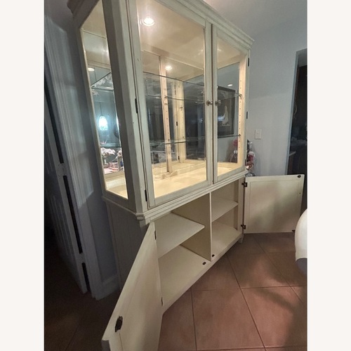 Used Tommy Bahama Curio for sale on AptDeco