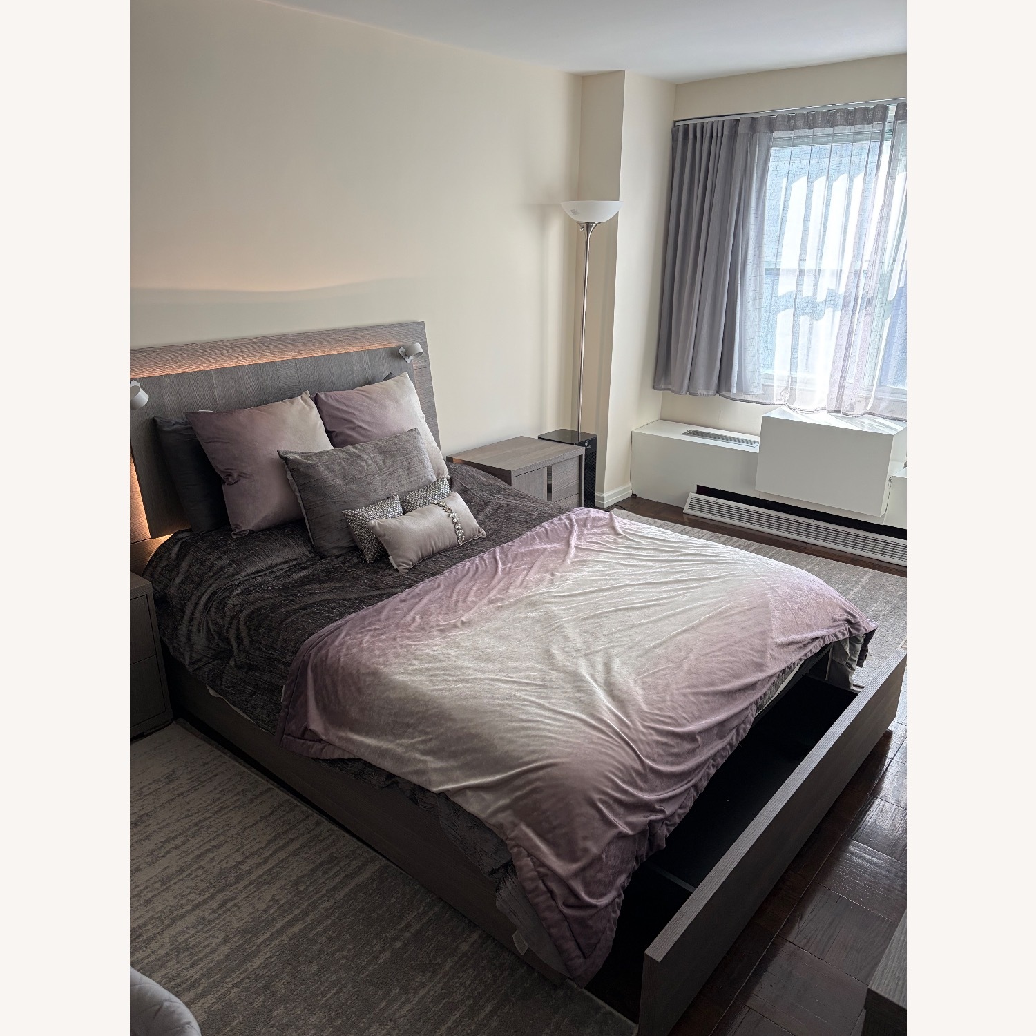 ALF Group Dark Gray Wood Queen Bed - image-0