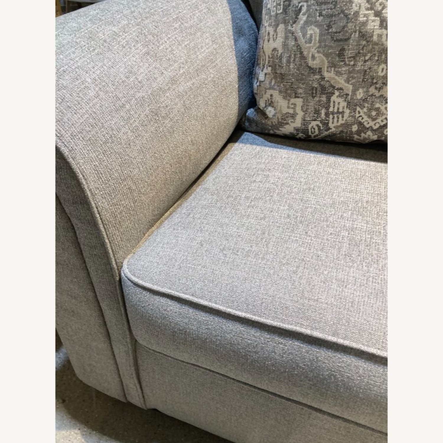 Ashley Furniture Sararose Heather Loveseat - image-6