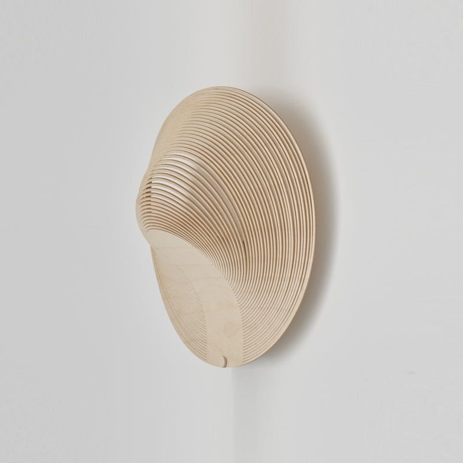 Luceplan Illan Wooden Wall Light ‚Modern Circular - image-3