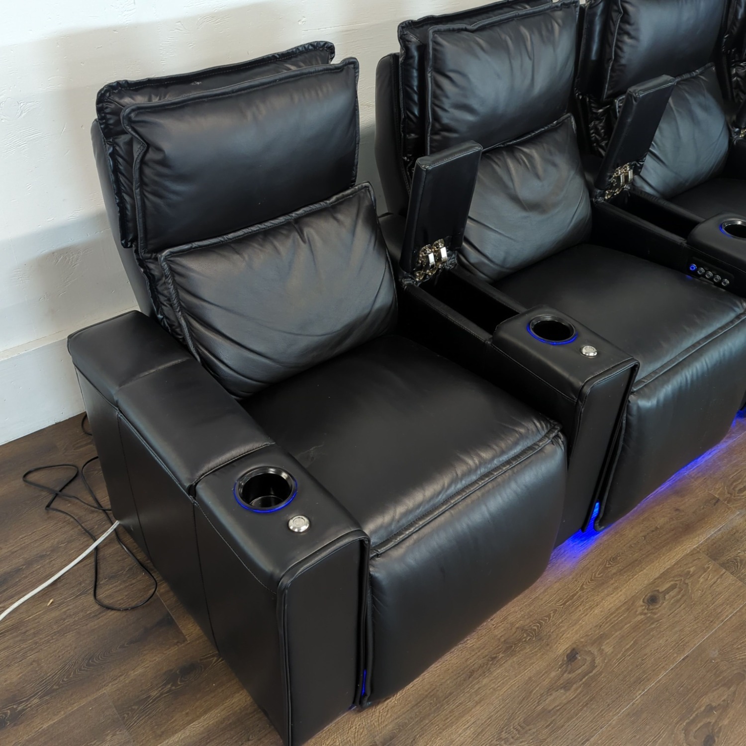 Octane Pillow Leather Power Headrest&Power Recline - image-6