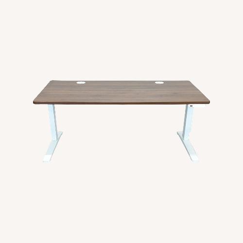Used UPLIFT Electric Adjustable Standing Desk for sale on AptDeco