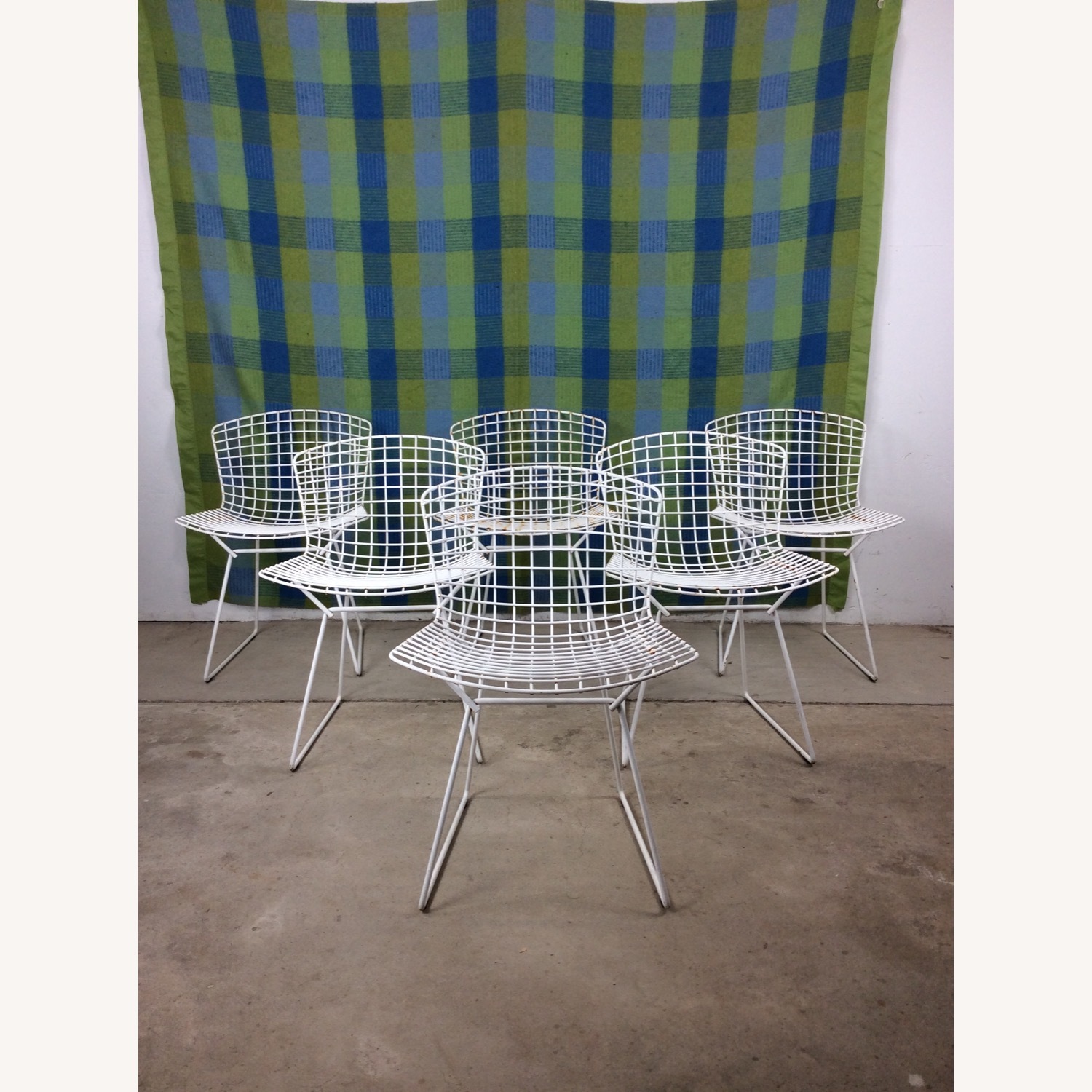 Set of 6 White Metal Chairs by Bertoia for Knoll - image-1