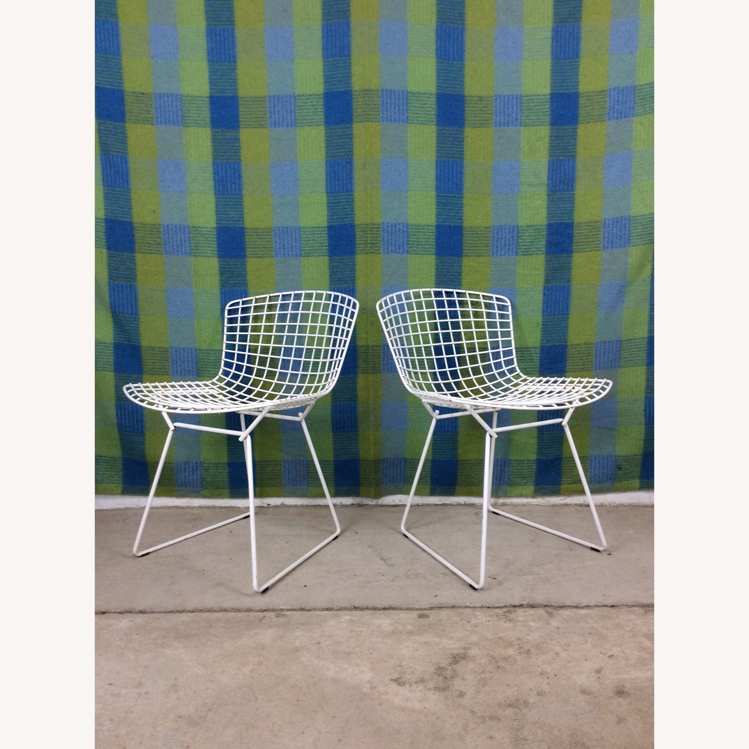 Set of 6 White Metal Chairs by Bertoia for Knoll - image-15