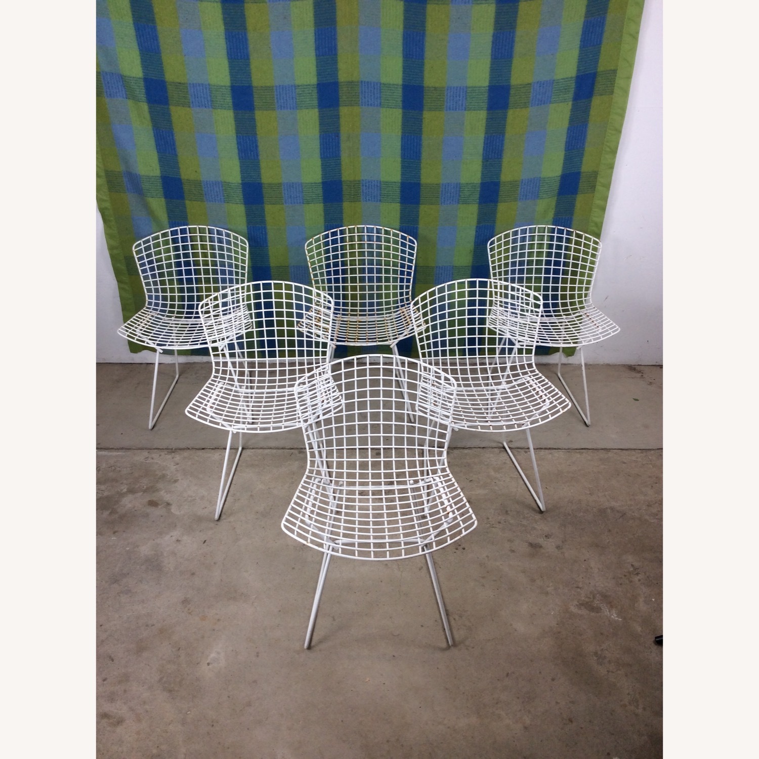 Set of 6 White Metal Chairs by Bertoia for Knoll - image-4