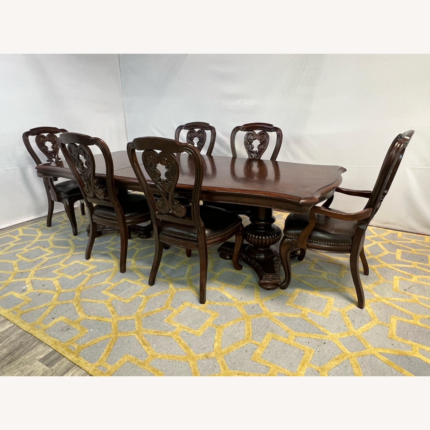 Raymour & Flanigan Dining Set - image-4