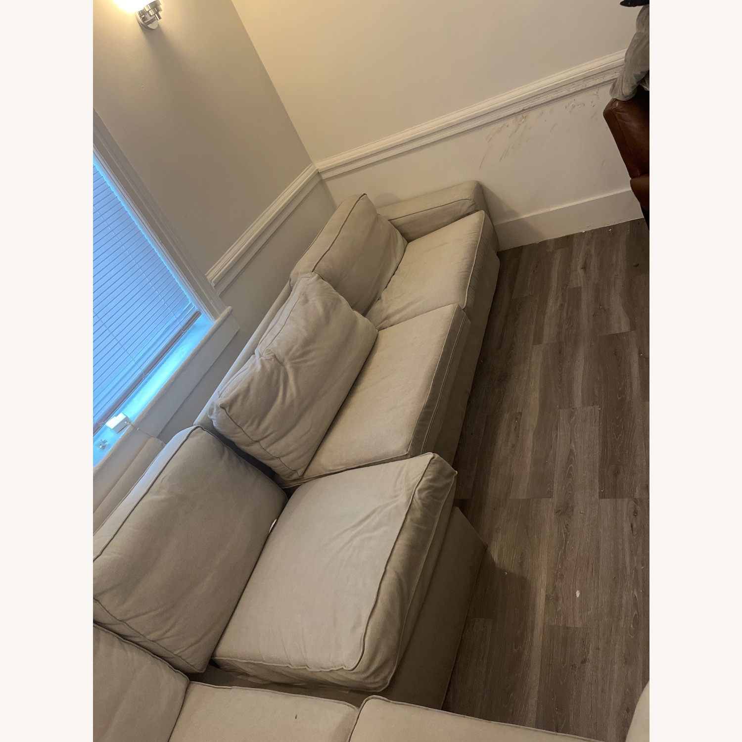 Light Gray 3+ Piece Sectional - image-4