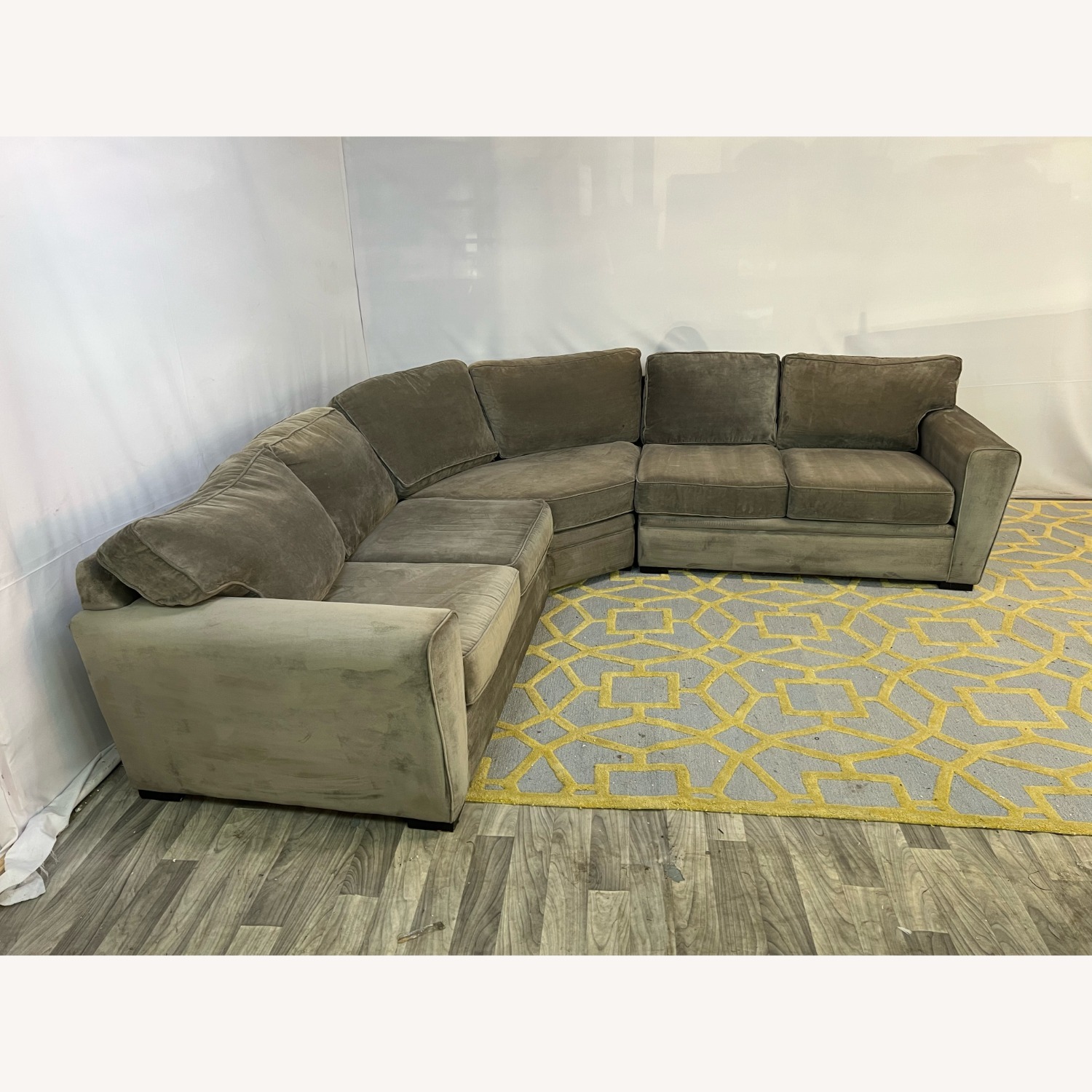 Raymour and Flanigan Artemis II Sectional Sofa - image-0