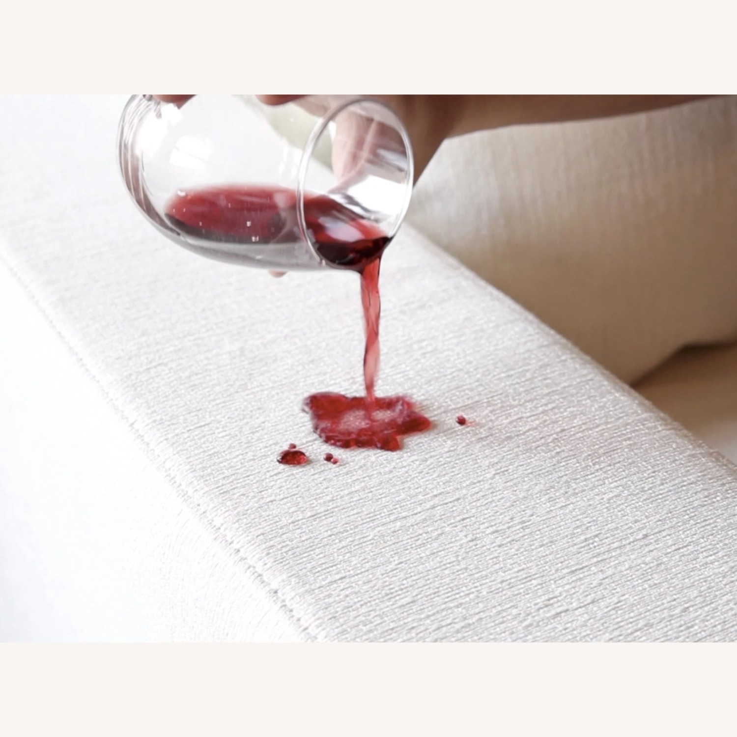 7th Avenue 3 Piece Modular Couch - image-3