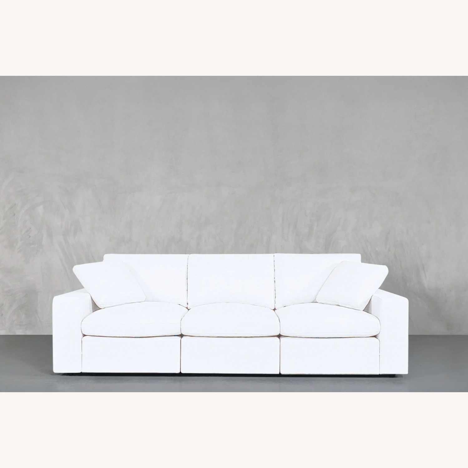 7th Avenue 3 Piece Modular Couch - image-1