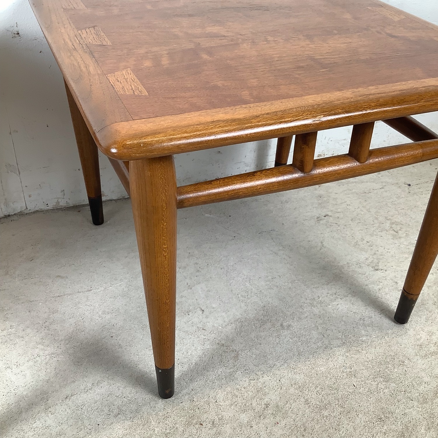 Pair of Mid-Century Lane Side Tables - image-9